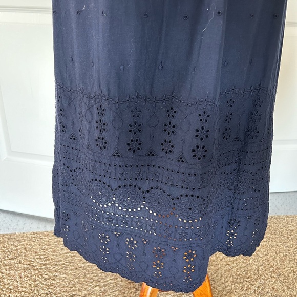 NWT Gap Eyelet Embroidered Eyelet Midi Dress - Picture 3 of 6